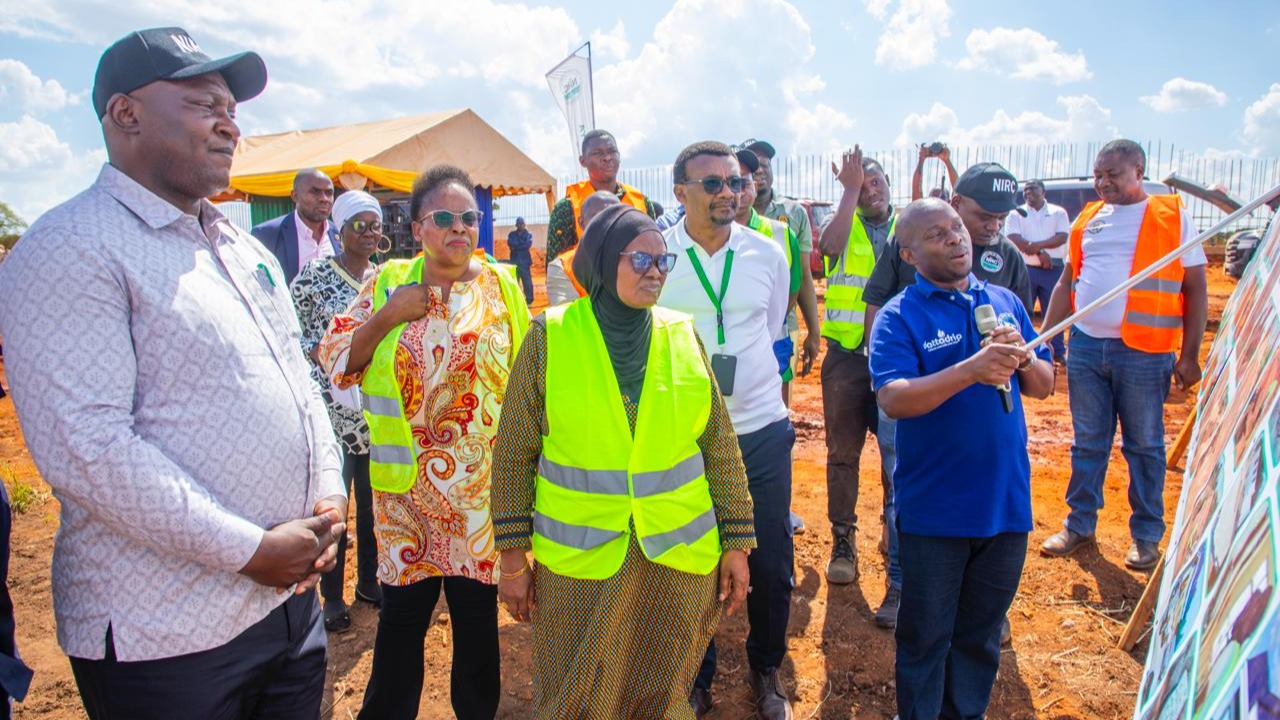WAZIRI CHONGOLO AIFAGILIA TUME YA TAIFA YA UMWAGILIAJI KWA SKIMU YA NDANDA