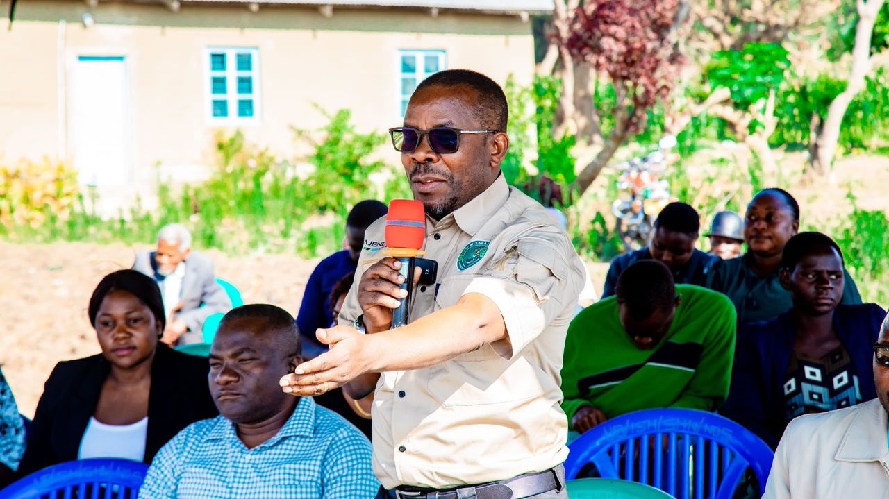 DKT. NINDI AONGOZA KIKAO CHA UHAMASISHAJI MATUMIZI YA MBOLEA MBEYA